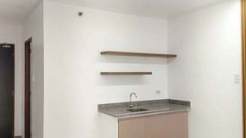 Condo for rent in Malate, Metro Manila near LRT-1 Vito Cruz