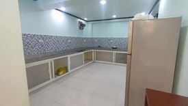 Townhouse for rent in Barangay 76, Metro Manila near LRT-1 EDSA