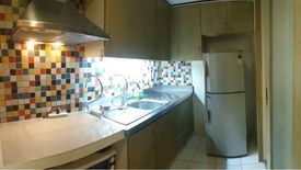 2 Bedroom Condo for rent in Forbeswood Heights, Bagong Tanyag, Metro Manila