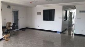 Shophouse for rent in Pio Del Pilar, Metro Manila