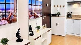 1 Bedroom Hotel / Resort for rent in San Lorenzo Place, Bangkal, Metro Manila near MRT-3 Magallanes