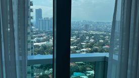 1 Bedroom Condo for rent in Park Terraces, San Lorenzo, Metro Manila near MRT-3 Ayala