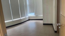 2 Bedroom Condo for rent in One Central, Urdaneta, Metro Manila near MRT-3 Ayala