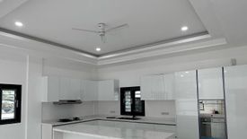 4 Bedroom House for sale in Royale Tagaytay Estates, Buck Estate, Cavite