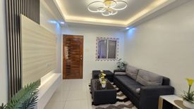 3 Bedroom Townhouse for sale in Central, Metro Manila