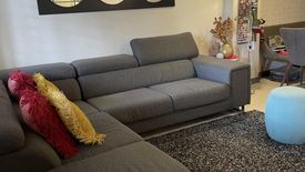 3 Bedroom Townhouse for sale in Kapitolyo, Metro Manila