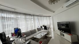 2 Bedroom Condo for sale in BGC, Metro Manila