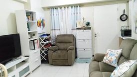 2 Bedroom Hotel / Resort for rent in Zinnia Towers, Katipunan, Metro Manila near LRT-1 Roosevelt