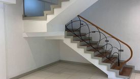 5 Bedroom Townhouse for sale in Teachers Village East, Metro Manila