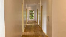 7 Bedroom House for sale in Commonwealth, Metro Manila