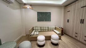 4 Bedroom Townhouse for sale in Sikatuna Village, Metro Manila