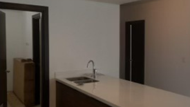 2 Bedroom Condo for sale in Garden Towers, San Lorenzo, Metro Manila near MRT-3 Ayala