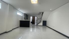 3 Bedroom Condo for sale in Vasra, Metro Manila