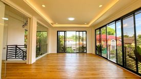 5 Bedroom House for sale in Almanza Dos, Metro Manila