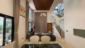 5 Bedroom House for sale in McKinley Hill, Metro Manila