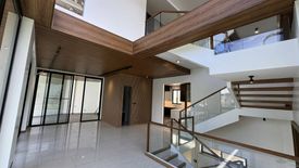 5 Bedroom House for sale in McKinley Hill, Metro Manila