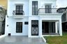 4 Bedroom House for sale in Cisauk, Banten