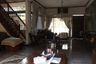 Rumah dijual dengan 4 kamar tidur di Senayan, Jakarta