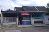 3 Bedroom House for sale in Menganti, East Java