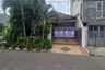 Rumah dijual dengan 3 kamar tidur di Darmo, Jawa Timur