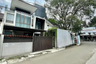Rumah dijual dengan 5 kamar tidur di Rende, Jawa Barat