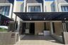 4 Bedroom House for sale in Pakal, East Java