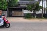 5 Bedroom Townhouse for sale in Pondok Kelapa, Jakarta