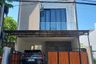 Rumah dijual dengan 4 kamar tidur di Renon, Bali
