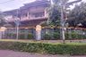 Rumah dijual dengan 5 kamar tidur di Bintaro, Jakarta