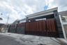 5 Bedroom House for sale in Baturan, Central Java