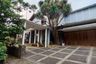 Rumah dijual dengan 5 kamar tidur di Lebak Bulus, Jakarta