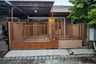 Rumah dijual dengan 2 kamar tidur di Pakal, Jawa Timur