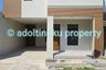 Rumah dijual dengan 4 kamar tidur di Banyurojo, Jawa Tengah