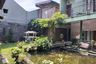 Rumah dijual dengan 5 kamar tidur di Lengkong, Jawa Barat