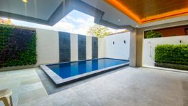 5 Bedroom House for sale in Poblacion, Metro Manila