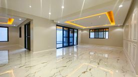 5 Bedroom House for sale in Poblacion, Metro Manila