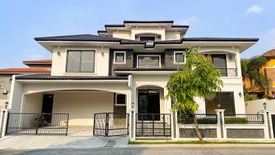 5 Bedroom House for sale in Poblacion, Metro Manila