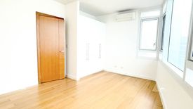 3 Bedroom Condo for rent in Park Terraces, San Lorenzo, Metro Manila near MRT-3 Ayala