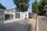 5 Bedroom Villa for sale in Cipanas, West Java