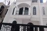Rumah dijual dengan 4 kamar tidur di Braga, Jawa Barat