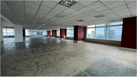 Office for rent in Urdaneta, Metro Manila near MRT-3 Buendia