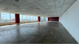 Office for rent in Urdaneta, Metro Manila near MRT-3 Buendia