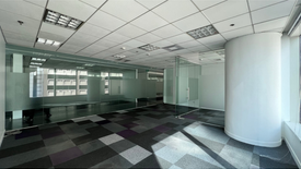 Office for rent in Urdaneta, Metro Manila near MRT-3 Buendia