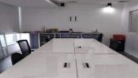 Office for rent in Poblacion, Metro Manila