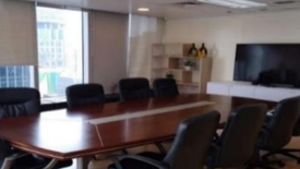 Office for rent in Poblacion, Metro Manila
