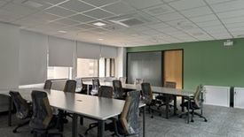 Office for rent in Urdaneta, Metro Manila near MRT-3 Buendia