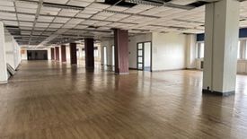 Office for rent in Urdaneta, Metro Manila near MRT-3 Buendia