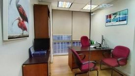 Office for rent in Urdaneta, Metro Manila near MRT-3 Buendia