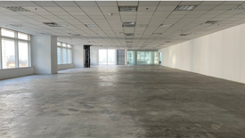 Office for rent in Urdaneta, Metro Manila near MRT-3 Buendia