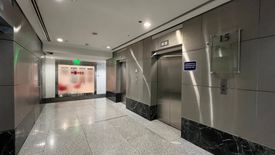 Office for rent in Urdaneta, Metro Manila near MRT-3 Buendia